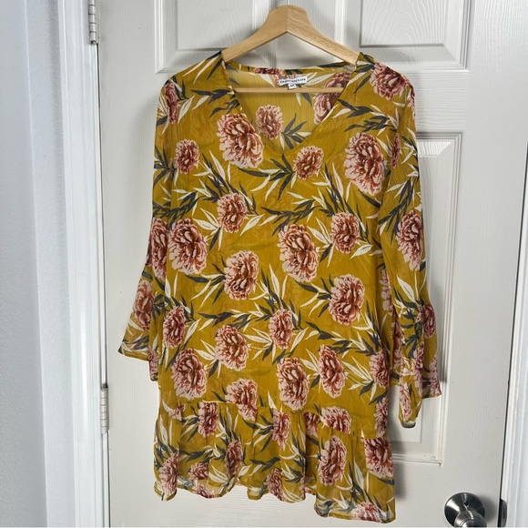 Crosstree Lane Mustard Floral Print Sheer Tunic Blouse Women’s Medium - Picture 11 of 13